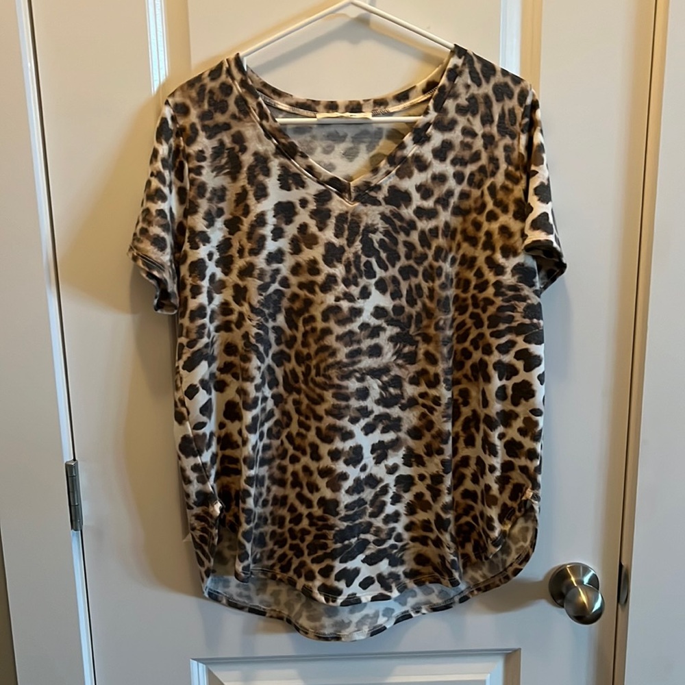 Molly Green short sleeve v-neck shirt